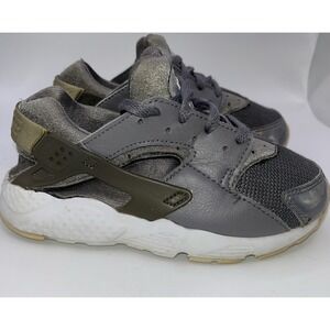 Nike Huarache Run 12C  GS Shoes Grey Youth Boys  Sneakers Lace Up Low Kids